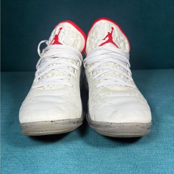 Size 6.5Y/8Women - Nike Air Jordan Zion 3 shoe - Picture 4 of 9